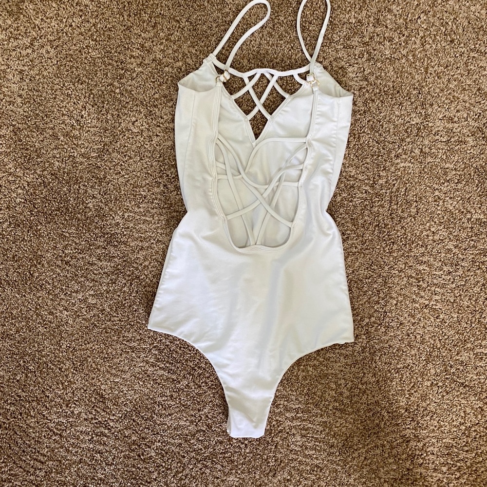 Issa De Mar Sao Paolo one piece - Picture 2 of 7